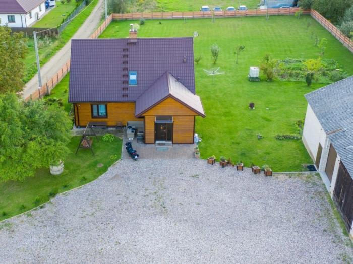 Siedlisko, dom 136m2 z bala, budynki, blisko miasta, 1,2ha.