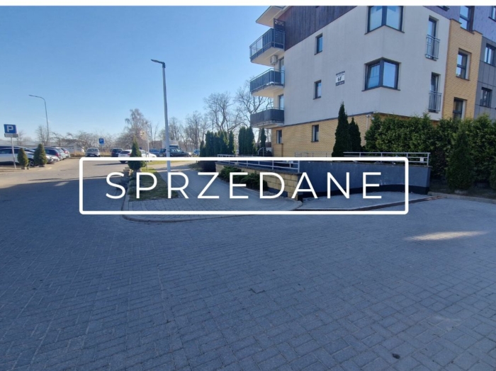 Garaż zlokalizowany w garażu podziemnym bloku Sportowa 6F w Suwałkach.